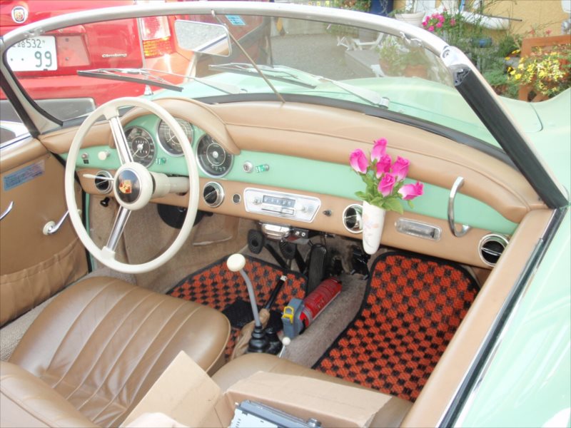 旧車 クラシックカー 内装レストア